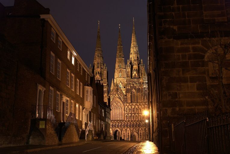 English Cathedral Cities | Lincoln, Wells, Canterbury & More 14 English Cathedral Cities | Lincoln, Wells, Canterbury & More 9