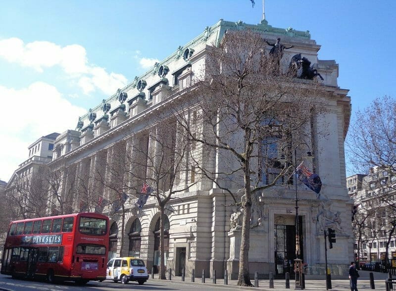 Harry Potter Movie Locations: A Magical Tour Of England (And Scotland) 3 gringotts bank