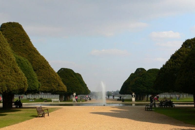 Hampton Court by HerryLawford Hampton Court photo