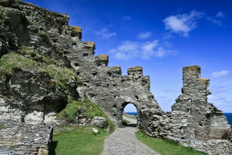 The 10 Must-See Places In Cornwall 4 Tintagel Castle photo