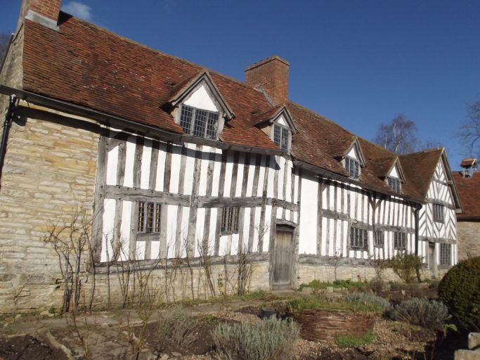 Stratford Upon Avon - Shakespeare's Gorgeous Home 4 Stratford Upon Avon - Shakespeare's Gorgeous Home 2