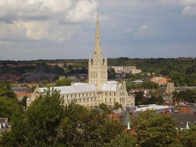 Region in Focus: East Anglia 2 Region in Focus: East Anglia 1