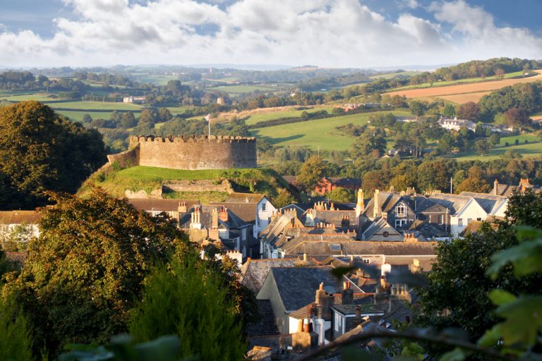 Totnes Castle: An Architectural Gem In The Heart Of Devon