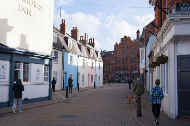The Best 20 Towns & Cities In Southern England 24 The Best 20 Towns & Cities In Southern England 14