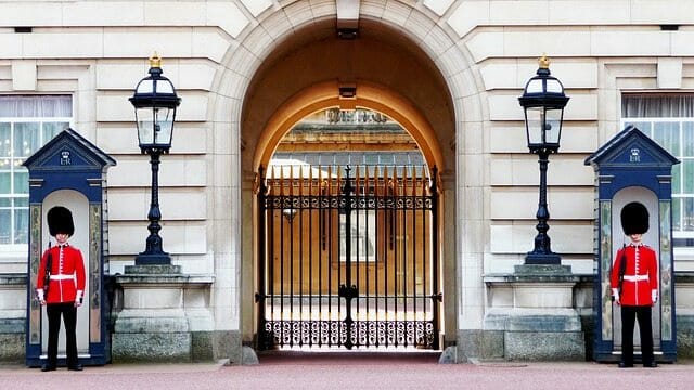 Photo by skeeze Buckingham Palace photo