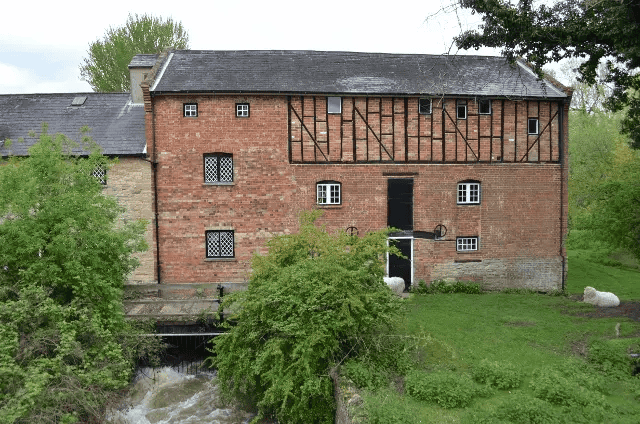 Bedfordshire Villages | History & Beauty In The Heart Of England 7 Bedfordshire Villages | History & Beauty In The Heart Of England 1