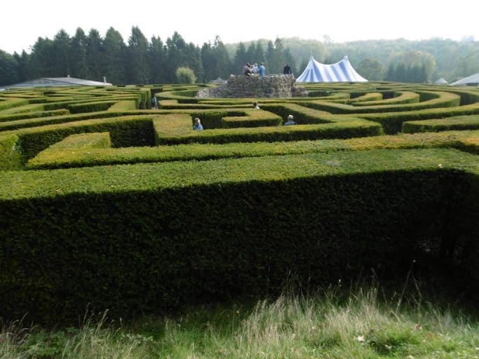 The Best 20 Castles To Visit In England 19 Leeds Castle Maze