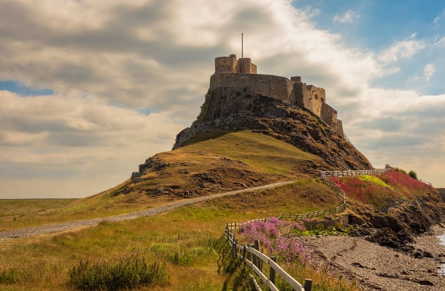 lindisfarne, northumberland, castle