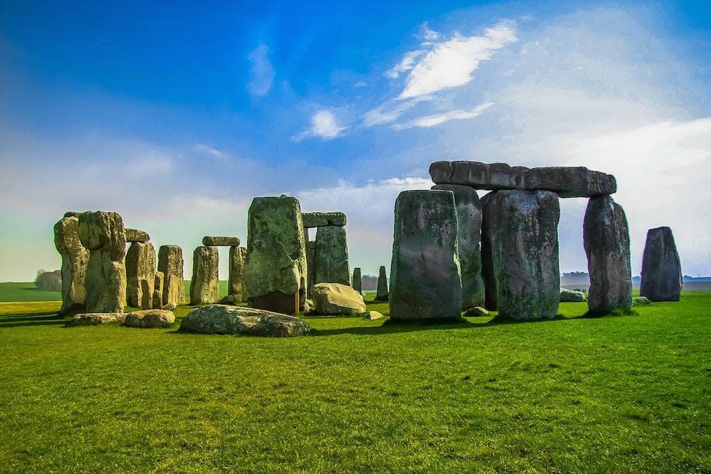mysteries-of-england-stonehenge
