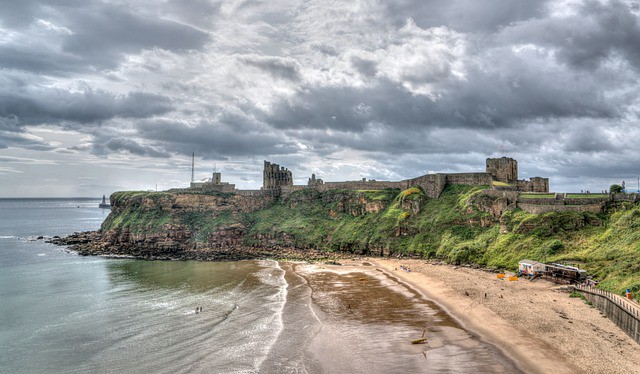 Why is it Always Cloudy in the UK? 3 cloudy weather in Newcastle, England