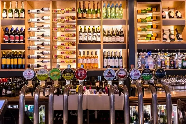 Does it Snow in London? When Does it Snow and What to Do? 2 pubs and bars in london