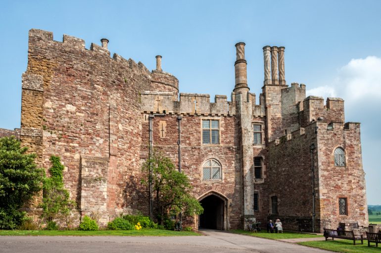 English Medieval Architecture | The Best Examples 7 English Medieval Architecture | The Best Examples 5