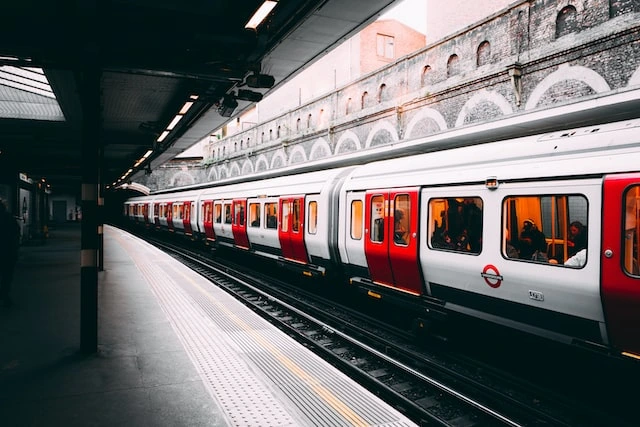 How is London in December? 2 The London Underground