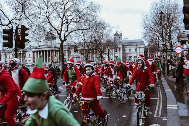 How is London in December? 4 Trafalgar Square, London, UK