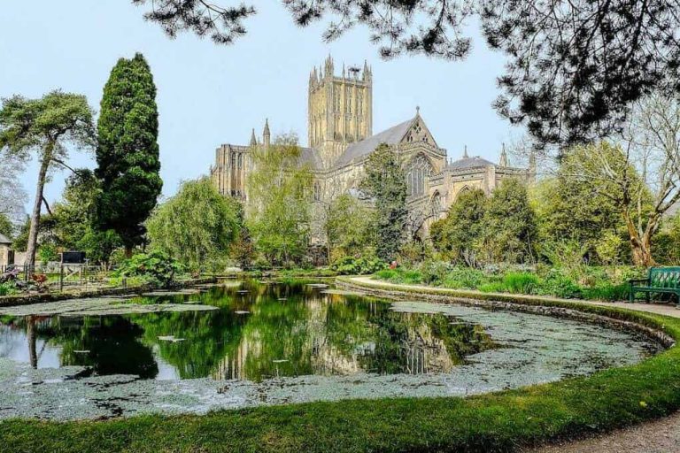 English Cathedral Cities | Lincoln, Wells, Canterbury & More 3 English Cathedral Cities | Lincoln, Wells, Canterbury & More 1